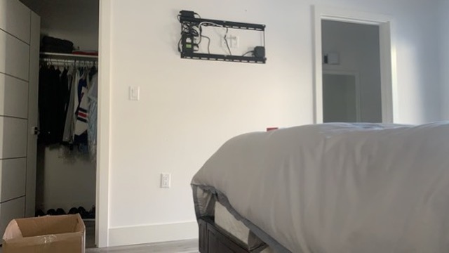 Mount bracket ready (bedroom)